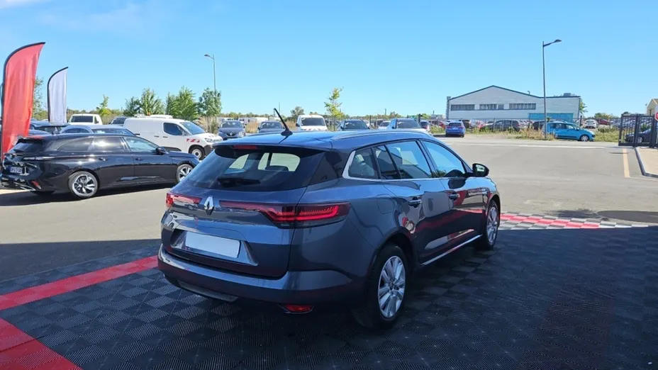 RENAULT Megane -