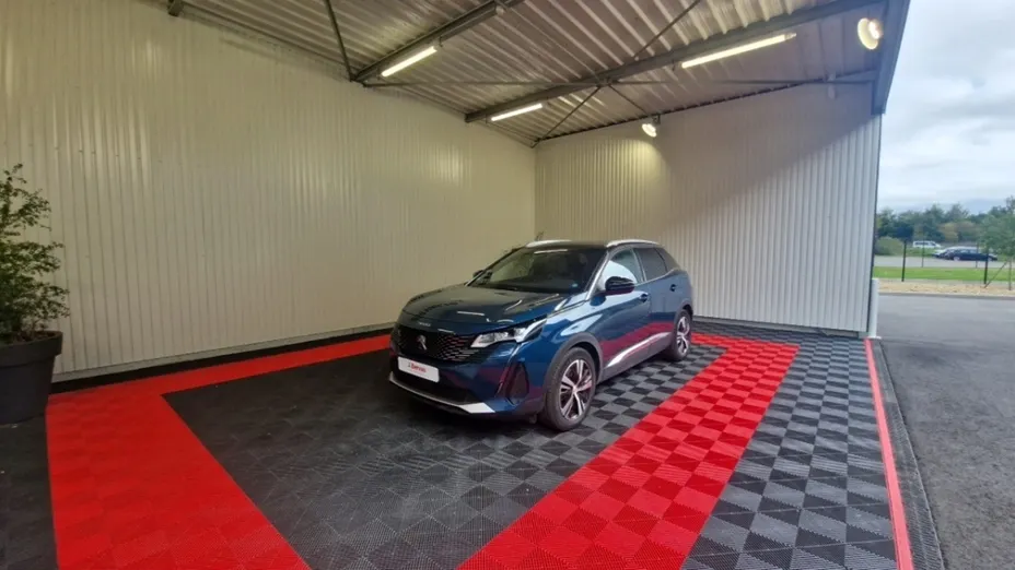 PEUGEOT 3008 -