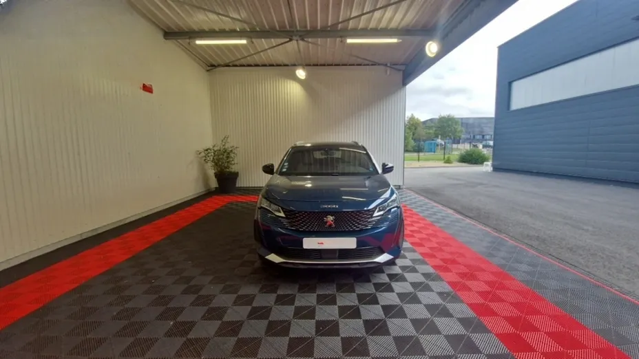 PEUGEOT 3008 -