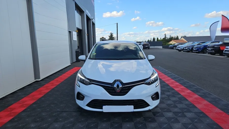 RENAULT Clio -