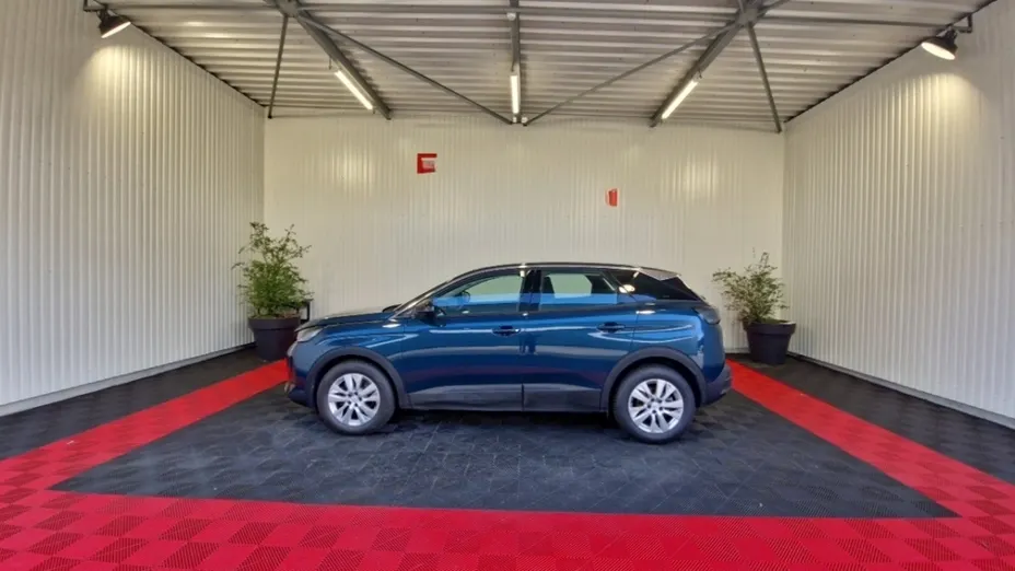 PEUGEOT 3008 -