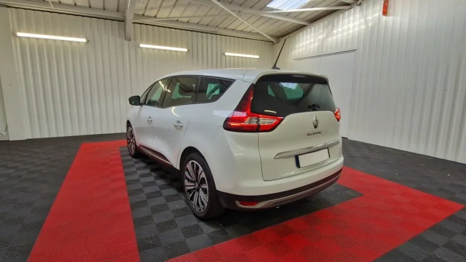 RENAULT Grand Scenic -