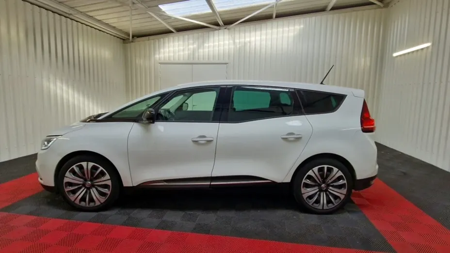 RENAULT Grand Scenic -