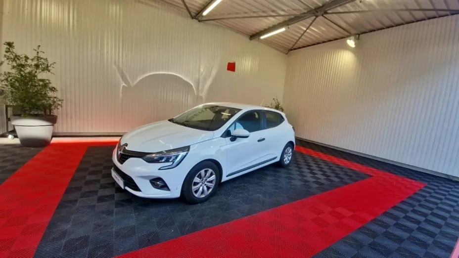 RENAULT Clio -