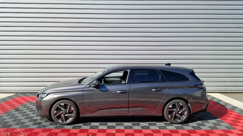 PEUGEOT 308 -