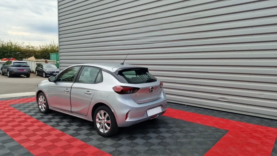 OPEL Corsa -