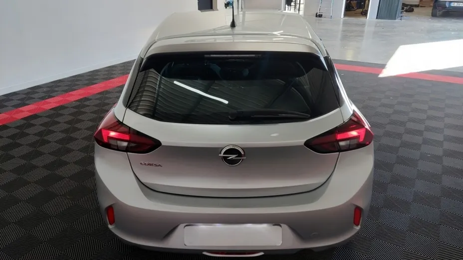 OPEL Corsa -