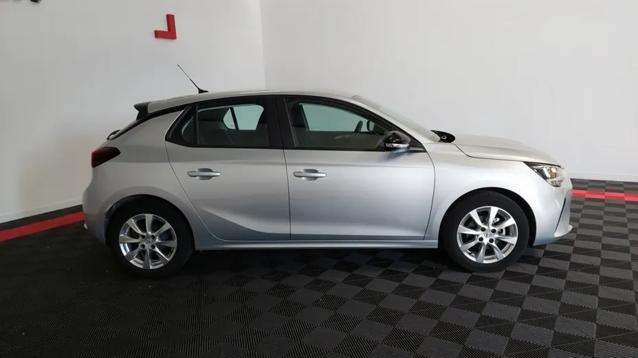 OPEL Corsa -