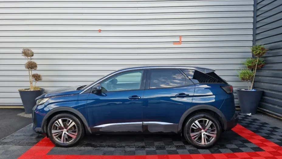 PEUGEOT 3008 -