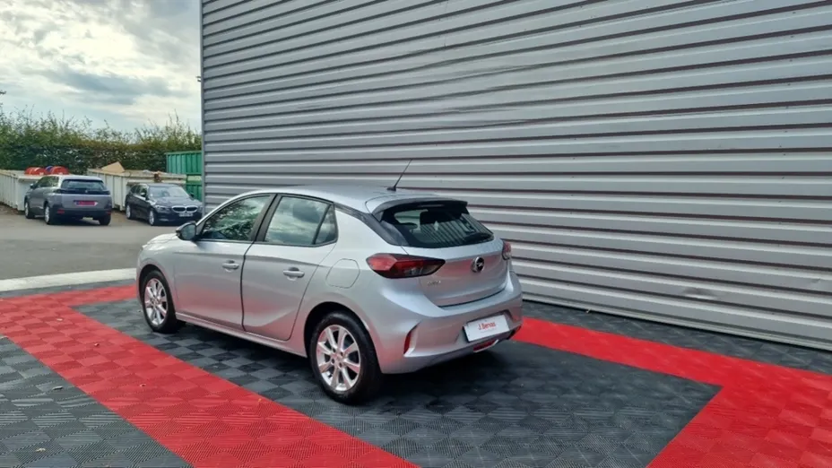 OPEL Corsa -
