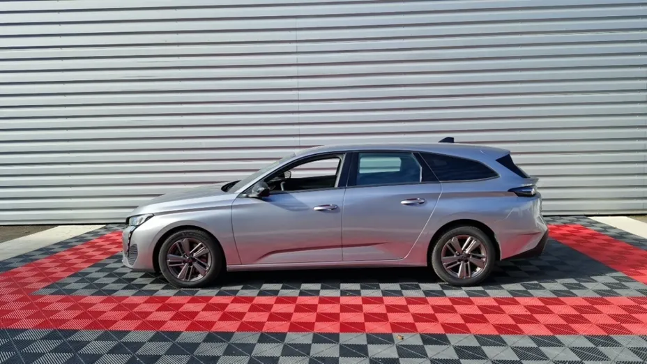 PEUGEOT 308 -