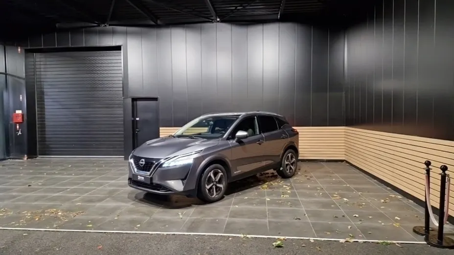 NISSAN Qashqai -