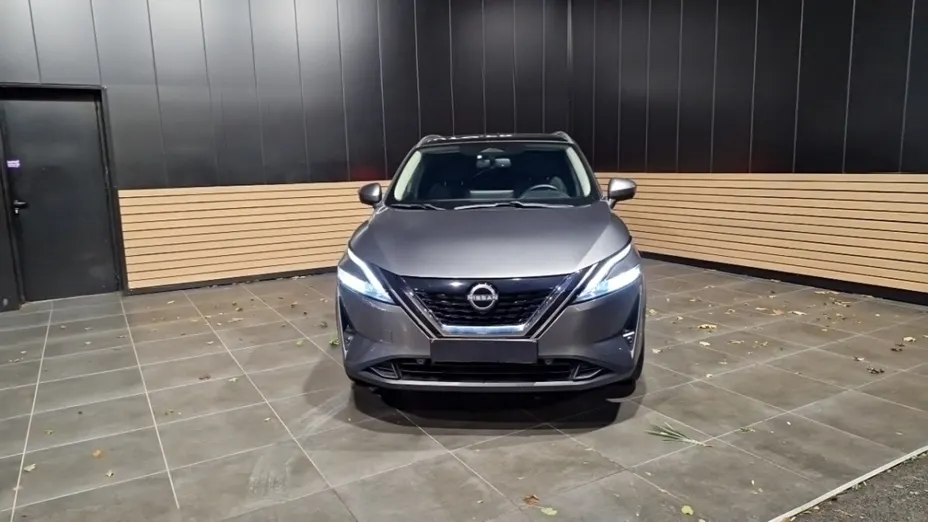 NISSAN Qashqai -