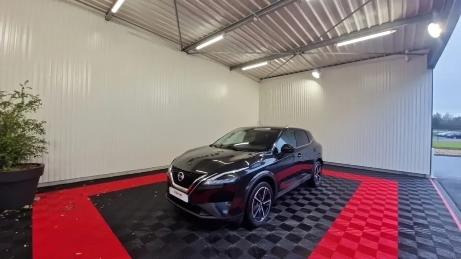 NISSAN Qashqai -