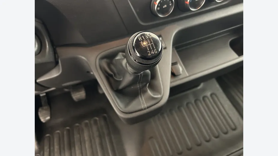 RENAULT Master -