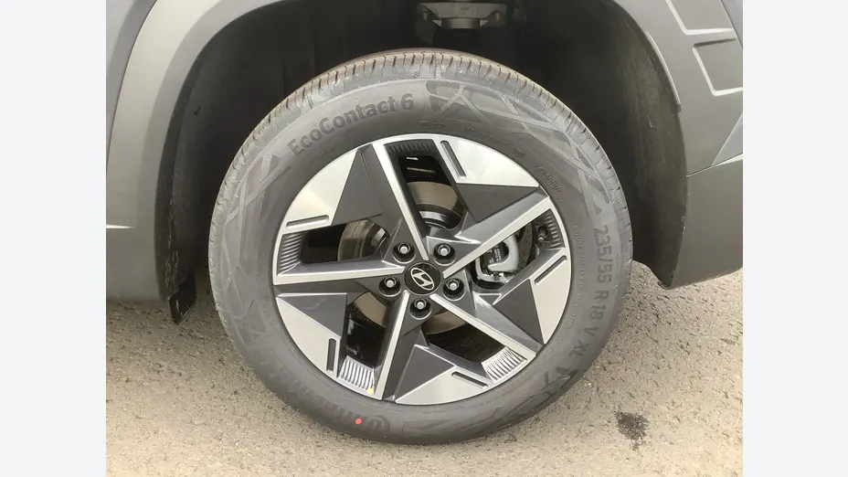 HYUNDAI Tucson -