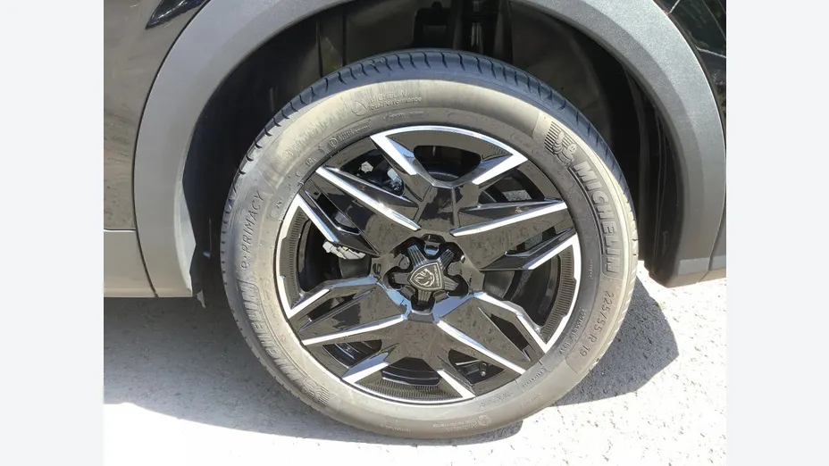 PEUGEOT 5008 -