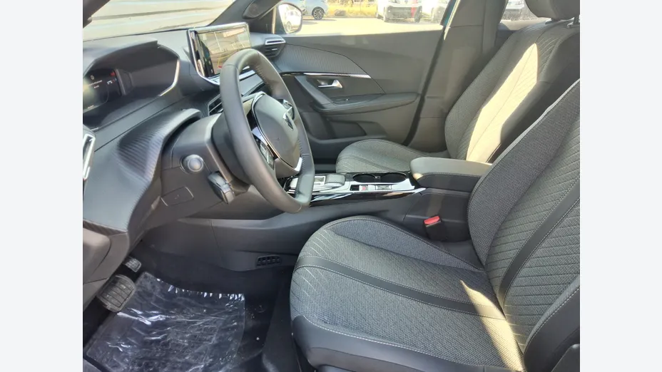 PEUGEOT 2008 -