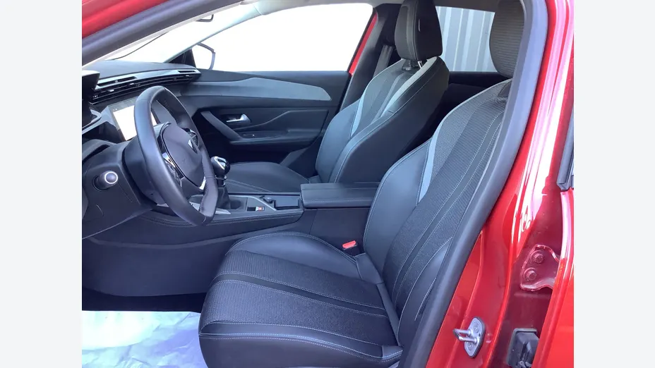 PEUGEOT 308 -