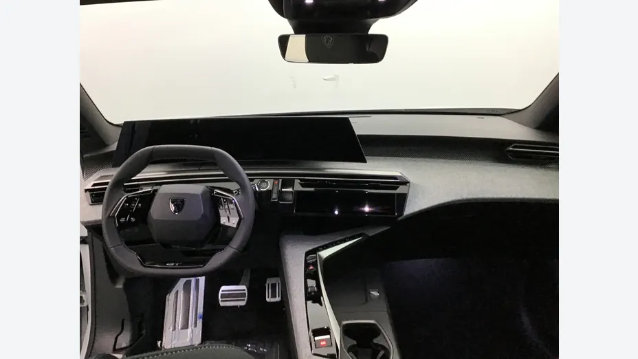 PEUGEOT 3008 -