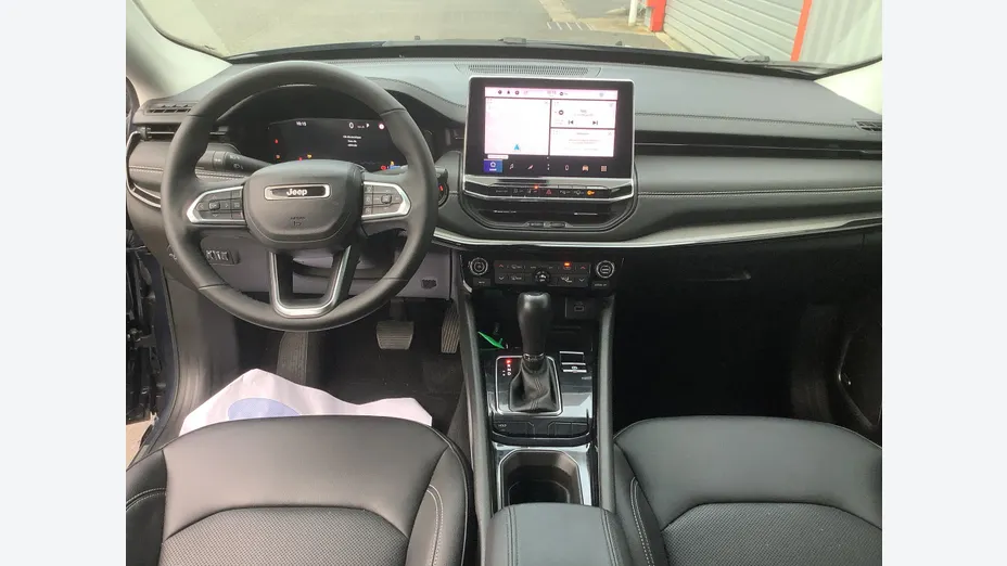 JEEP Compass -