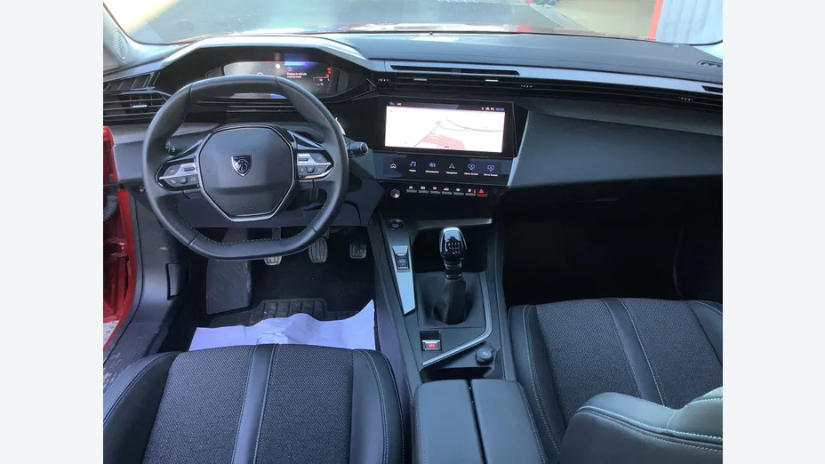 PEUGEOT 308 -