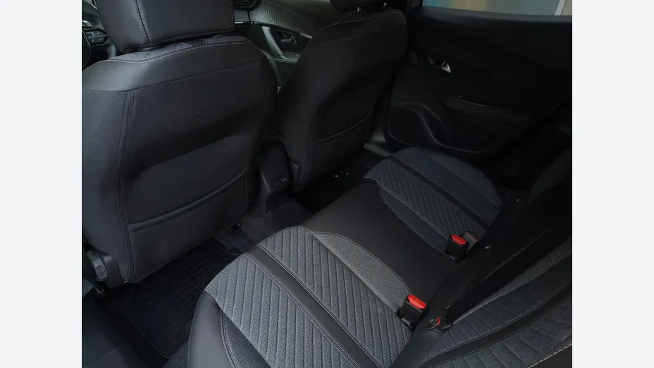 PEUGEOT 2008 2008 1.2 PureTech Allure S&S EAT8