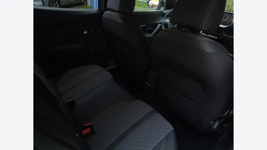 PEUGEOT 2008 2008 1.2 PureTech Allure S&S EAT8