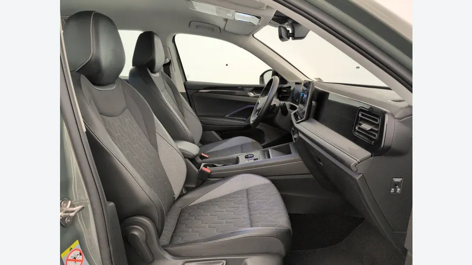 Volkswagen Tiguan -