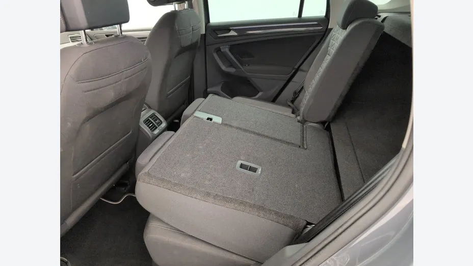 Volkswagen Tiguan -