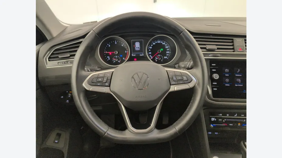 Volkswagen Tiguan -