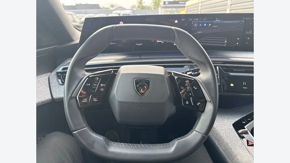 PEUGEOT 3008 3008 1.2 PureTech mHEV Allure e-DCS6