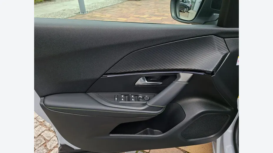 PEUGEOT 2008 2008 PureTech mHEV GT e-DCS6