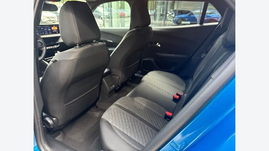 PEUGEOT 2008 2008 PureTech 130 Allure S&S EAT8
