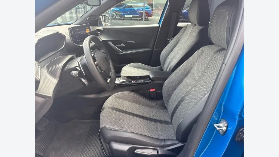 PEUGEOT 2008 2008 PureTech 130 Allure S&S EAT8