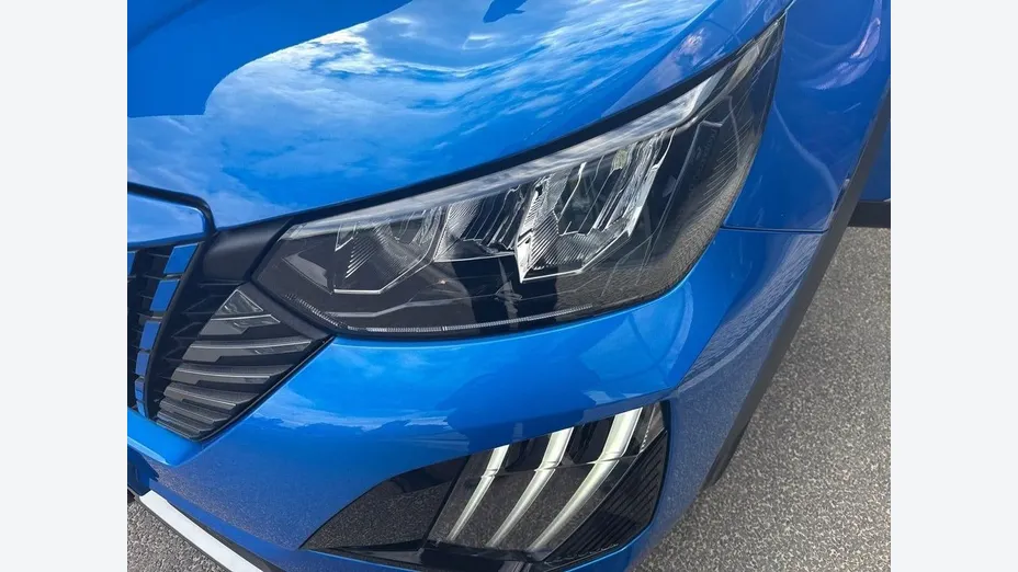 PEUGEOT 2008 2008 PureTech 130 Allure S&S EAT8