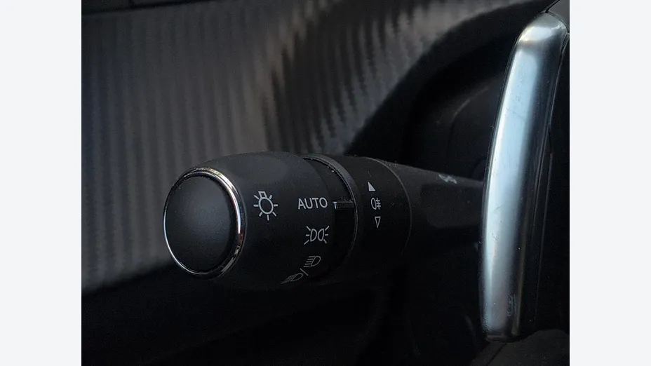 PEUGEOT 2008 2008 1.2 PureTech Allure S&S EAT8