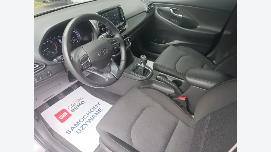 HYUNDAI i30 i30 1.5 T-GDI 48V Smart