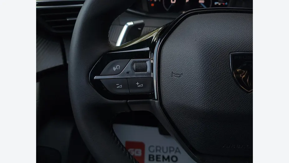 PEUGEOT 2008 2008 1.2 PureTech Allure S&S EAT8